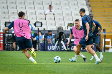 İstanbul, Türkiye - 14 Ağustos 2019: Türkiye 'nin Vodafone Arena kentindeki Vodafone Park' ta Liverpool ile Chelsea arasında oynanan Uefa Süper Kupa Finalleri öncesinde Chelsea futbolcuları antrenman oturumu