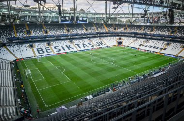 İstanbul, Türkiye - 14 Ağustos 2019: Türkiye 'nin Vodafone Arena kentinde oynanan Uefa Süper Kupası Finalleri öncesinde Vodafone Arenawith stadyumunun genel görünümü