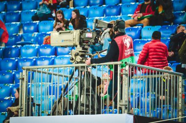 Saint-Petersburg, Rusya - 16 Kasım 2019: Uefa Euro 2020 ön eleme karşılaşmasında Michy Batshuayi ve Axel Witsel