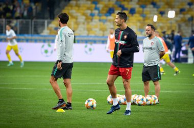 Kyiv, Ukrayna - 14 Ekim 2019: Uefa Euro 2020 ön eleme maçında Ukrayna milli takımı Ukrayna ile Ukrayna milli takımı arasında oynanan Cristiano Ronaldo