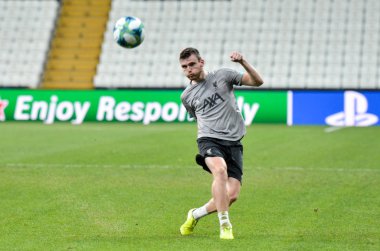 İstanbul, Türkiye - 14 Ağustos 2019: Andrew Robertson Uefa Süper Kupası Finallerinden önce Liverpool ile Chelsea arasında Vodafone Park, Vodafone Arena, Türkiye