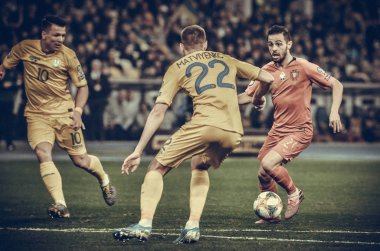 Kyiv, Ukrayna - 14 Ekim 2019: Uefa Euro 2020 ön eleme karşılaşmasında Ukrayna milli takımı Ukrayna ile Ukrayna milli takımı arasında oynanan karşılaşmada Bernardo Silva