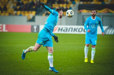 Lviv, Ukrayna - 28 Kasım 2019: Alexandria (Ukrayna) ile Wolfsburg (Almanya), Ukrayna arasındaki Uefa Avrupa Ligi karşılaşmasında Maximilian Arnold oyuncusu
