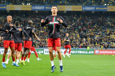Kyiv, Ukrayna - 14 Ekim 2019: Cristiano Ronaldo ve Uefa Euro 2020 ön eleme maçında Ukrayna ile Portekiz milli takımı Ukrayna arasında oynanan karşılaşma