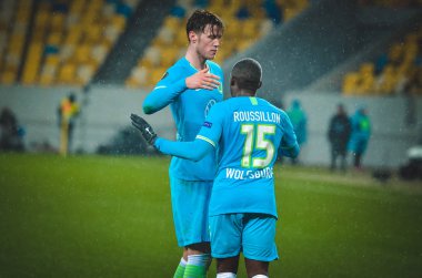 Lviv, Ukrayna - 28 Kasım 2019: Jerome Roussillon, Uefa Avrupa Ligi maçında attığı golü kutladı.