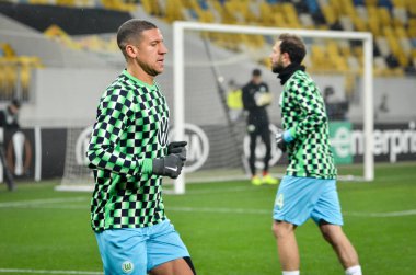 Lviv, Ukrayna - 28 Kasım 2019: Jeffrey Bruma ve Uefa Avrupa Ligi 'nde oynanan Alexandria - Wolfsburg (Almanya), Ukrayna