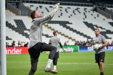 İstanbul, Türkiye - 14 Ağustos 2019: Andy Lonergan ve antrenman oturumu Uefa Süper Kupası Finalleri öncesinde Liverpool ile Chelsea arasında Vodafone Park, Vodafone Arena, Türkiye