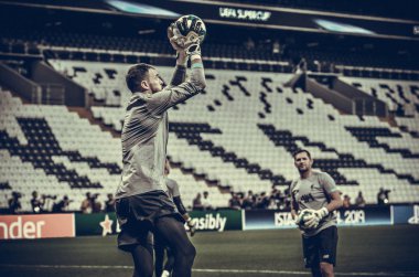 İstanbul, Türkiye - 14 Ağustos 2019: Andy Lonergan ve antrenman oturumu Uefa Süper Kupası Finalleri öncesinde Liverpool ile Chelsea arasında Vodafone Park, Vodafone Arena, Türkiye