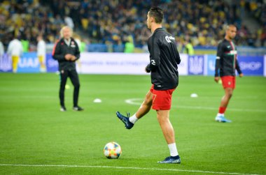 Kyiv, Ukrayna - 14 Ekim 2019: Uefa Euro 2020 ön eleme karşılaşmasında Ukrayna milli takımı Ukrayna ile Ukrayna milli takımı arasında oynanan karşılaşma sırasında Cristiano Ronaldo