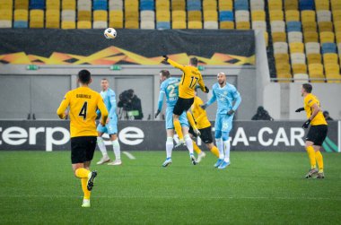 Lviv, Ukrayna - 28 Kasım 2019: Alexandria (Ukrayna) ile Wolfsburg (Almanya) arasındaki Uefa Avrupa Ligi maçı sırasında futbolcu