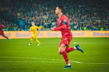 Kyiv, Ukrayna - 14 Ekim 2019: Uefa Euro 2020 ön eleme maçında Ukrayna milli takımı Ukrayna ile Ukrayna milli takımı arasında oynanan Cristiano Ronaldo