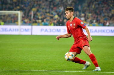 Kyiv, Ukrayna - 14 Ekim 2019: Uefa Euro 2020 ön eleme karşılaşmasında Ukrayna milli takımı Ukrayna ile Ukrayna milli takımı arasındaki Raphael Guerreiro oyuncusu