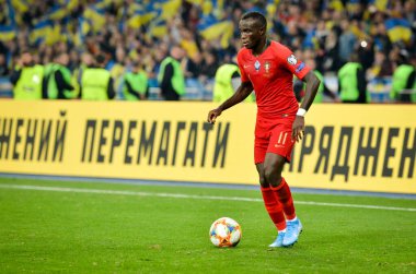 Kyiv, Ukrayna - 14 Ekim 2019: Uefa Euro 2020 ön eleme maçında Ukrayna milli takımı Ukrayna ile Portekiz milli takımı Ukrayna maçı sırasında Bruma oyuncusu