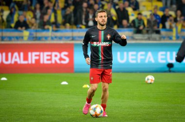 Kyiv, Ukrayna - 14 Ekim 2019: Uefa Euro 2020 ön eleme karşılaşmasında Ukrayna milli takımı Ukrayna ile Ukrayna milli takımı arasında oynanan karşılaşmada Bernardo Silva
