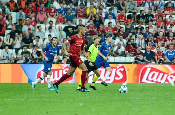 イスタンブール トルコ 8月14 2019 Uefaスーパーカップ決勝中のファビノ選手は トルコのボーダフォンアリーナにあるボーダフォンパークでリバプールとチェルシーの間の試合 — ストック写真