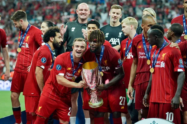 Istanbul Turquie Août 2019 Les Footballeurs Liverpool Célèbrent Victoire Lors — Photo