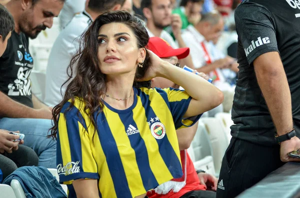 Istanbul Turquie Août 2019 Fan Girl Galatasaray Soutient Équipe Lors — Photo