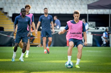 İstanbul, Türkiye - 14 Ağustos 2019: Türkiye 'nin Vodafone Arena kentindeki Vodafone Park' ta Liverpool ile Chelsea arasında oynanan Uefa Süper Kupa Finalleri öncesinde Chelsea futbolcuları antrenman oturumu