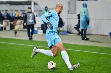 Lviv, Ukrayna - 28 Kasım 2019: Alexandria (Ukrayna) ile Wolfsburg (Almanya), Ukrayna arasındaki Uefa Avrupa Ligi maçı sırasında Marcel Tisserand oyuncusu