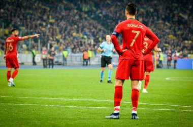 Kyiv, Ukrayna - 14 Ekim 2019: Uefa Euro 2020 ön eleme karşılaşmasında Ukrayna milli takımı Ukrayna ile Ukrayna maçı sırasında Cristiano Ronaldo