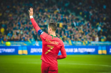 Kyiv, Ukrayna - 14 Ekim 2019: Uefa Euro 2020 ön eleme maçında Ukrayna milli takımı Ukrayna ile Ukrayna milli takımı arasında oynanan Cristiano Ronaldo