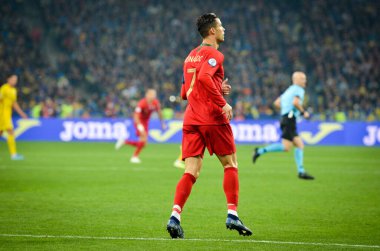 Kyiv, Ukrayna - 14 Ekim 2019: Uefa Euro 2020 ön eleme karşılaşmasında Ukrayna milli takımı Ukrayna ile Ukrayna maçı sırasında Cristiano Ronaldo