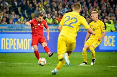 Kyiv, Ukrayna - 14 Ekim 2019: Uefa Euro 2020 ön eleme karşılaşmasında Ukrayna milli takımı Ukrayna ile Ukrayna milli takımı arasında oynanan karşılaşmada Bernardo Silva