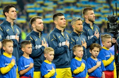Kyiv, Ukrayna - 14 Ekim 2019: Uefa Euro 2020 ön eleme maçında Ukrayna milli takımı Ukrayna milli takımı ile Ukrayna milli takımı arasında oynanan karşılaşma