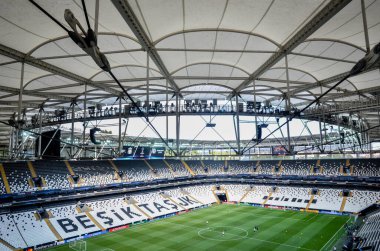 İstanbul, Türkiye - 14 Ağustos 2019: Türkiye 'nin Vodafone Arena kentinde oynanan Uefa Süper Kupası Finalleri öncesinde Vodafone Arenawith stadyumunun genel görünümü