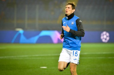 KHARKIV, UKRAINE - December 11, 2019:  Marten de Roon during the UEFA Champions League match between Shakhtar vs Atalanta Bergamasca Calcio BC (Italy), Ukraine