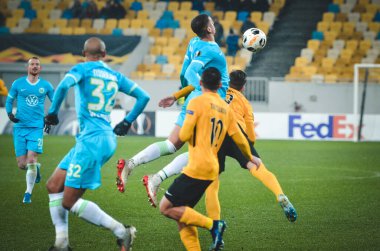 Lviv, Ukrayna - 28 Kasım 2019: Alexandria (Ukrayna) ile Wolfsburg (Almanya), Ukrayna arasındaki Uefa Avrupa Ligi maçı sırasında Marcel Tisserand oyuncusu