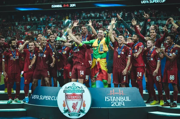 Istanbul Turkey August 2019 Liverpool Footballers Celebrate Victory Award Ceremony — Stock Photo, Image