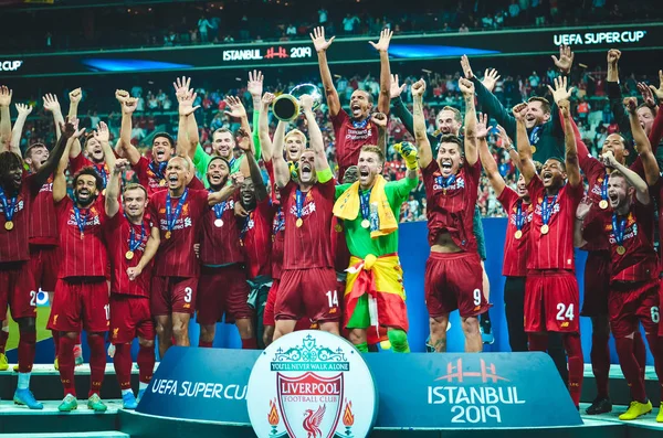 Istanbul Turkey August 2019 Liverpool Footballers Celebrate Victory Award Ceremony — Φωτογραφία Αρχείου