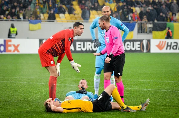 Lviv Ukraina November 2019 Domare Manuel Schuttengruber Uefa Europa League — Stockfoto