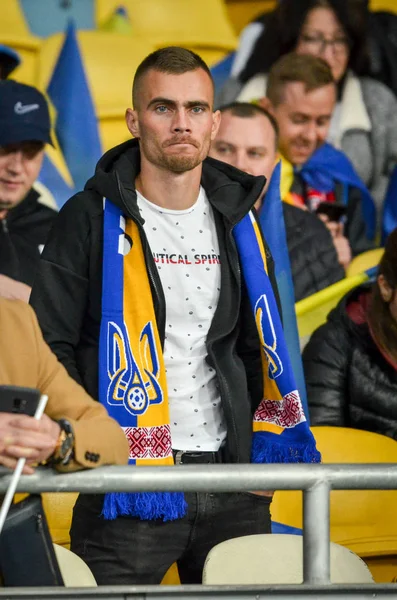 Kyiv Ucraina Ottobre 2019 Tifosi Ucraini Supportano Squadra Negli Stand — Foto Stock