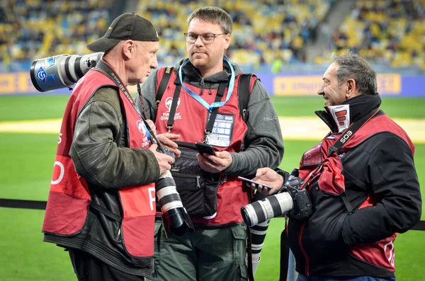 Kyiv Ukrayna Ekim 2019 Lensleri Kameraları Olan Gazeteci Fotoğrafçılar Uefa — Stok fotoğraf