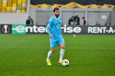 Lviv, Ukrayna - 28 Kasım 2019: Alexandria (Ukrayna) ile Wolfsburg (Almanya), Ukrayna arasındaki Uefa Avrupa Ligi karşılaşmasında Admir Mehmedi oyuncusu