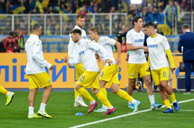 Kyiv, Ukrayna - 14 Ekim 2019: Uefa Euro 2020 ön eleme maçında Ukrayna milli takımı Ukrayna ile Portekiz, Ukrayna maçında futbol antrenmanı