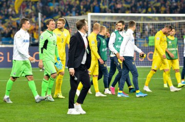 Kyiv, Ukrayna - 14 Ekim 2019: Ukrayna Millî Futbol Takımı Portekiz 'e karşı kazanılan zaferi ve 2020 Euro ödüllü Uefa Euro 2020 ön eleme karşılaşmasında birinciliği kutladı, Ukrayna