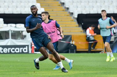İstanbul, Türkiye - 14 Ağustos 2019: Türkiye 'nin Vodafone Arena kentindeki Vodafone Park' ta Liverpool ile Chelsea arasında oynanan Uefa Süper Kupa Finalleri öncesinde Chelsea futbolcuları antrenman oturumu