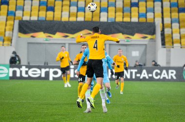Lviv, Ukrayna - 28 Kasım 2019: Alexandria (Ukrayna) ile Wolfsburg (Almanya) arasındaki Uefa Avrupa Ligi maçı sırasında futbolcu