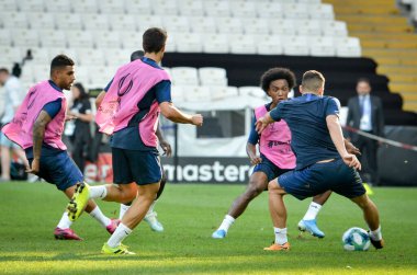 İstanbul, Türkiye - 14 Ağustos 2019: Türkiye 'nin Vodafone Arena kentindeki Vodafone Park' ta Liverpool ile Chelsea arasında oynanan Uefa Süper Kupa Finalleri öncesinde Chelsea futbolcuları antrenman oturumu