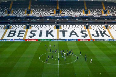 İstanbul, Türkiye - 14 Ağustos 2019: Türkiye 'nin Vodafone Arena kentinde oynanan Uefa Süper Kupası Finalleri öncesinde Vodafone Arenawith stadyumunun genel görünümü