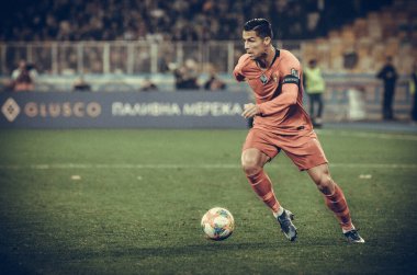 Kyiv, Ukrayna - 14 Ekim 2019: Uefa Euro 2020 ön eleme maçında Ukrayna milli takımı Ukrayna ile Ukrayna milli takımı arasında oynanan Cristiano Ronaldo