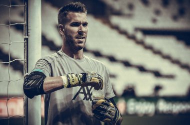 İstanbul, Türkiye - 14 Ağustos 2019: Adrian, Liverpool ile Chelsea arasında Vodafone Park, Türkiye 'de oynanan Uefa Süper Kupası Finalleri öncesinde su ve antrenman oturumuna katıldı