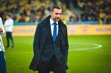 Kyiv, Ukrayna - 14 Ekim 2019: Uefa Euro 2020 ön eleme karşılaşmasında teknik direktör Andriy Shevchenko Portekiz, Ukrayna 'ya karşı milli takım Ukrayna