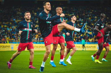 Kyiv, Ukrayna - 14 Ekim 2019: Cristiano Ronaldo ve Uefa Euro 2020 ön eleme maçında Ukrayna ile Portekiz milli takımı Ukrayna arasında oynanan karşılaşma