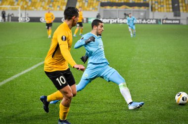 Lviv, Ukrayna - 28 Kasım 2019: Alexandria (Ukrayna) ile Wolfsburg (Almanya), Ukrayna arasındaki Uefa Avrupa Ligi karşılaşmasında Maksym Tretyakov oyuncusu