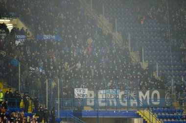Kharkiv, Ukrayna - 11 Aralık 2019: Atalanta Bergamasca Calcio Bc (İtalya) Futbol taraftarları Uefa Şampiyonlar Ligi maçı, Ukrayna