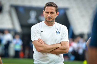 İstanbul, Türkiye - 14 Ağustos 2019: Vodafone Arena, Türkiye 'deki Vodafone Park' ta Liverpool ile Chelsea arasında oynanan Uefa Süper Kupası Finalleri öncesinde teknik direktör Frank Lampard